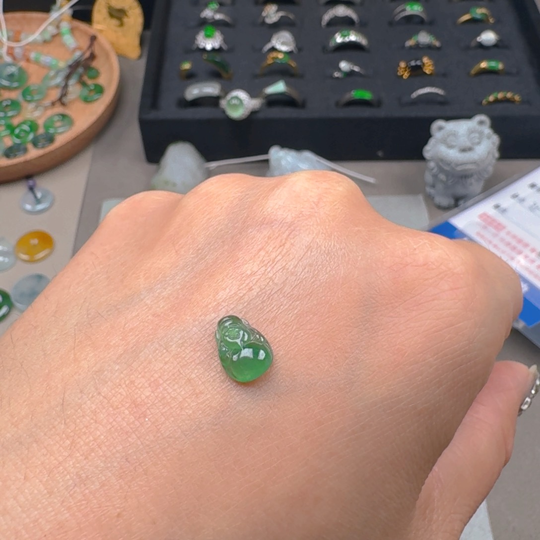 翡翠颈饰未镶嵌缅甸A货财财