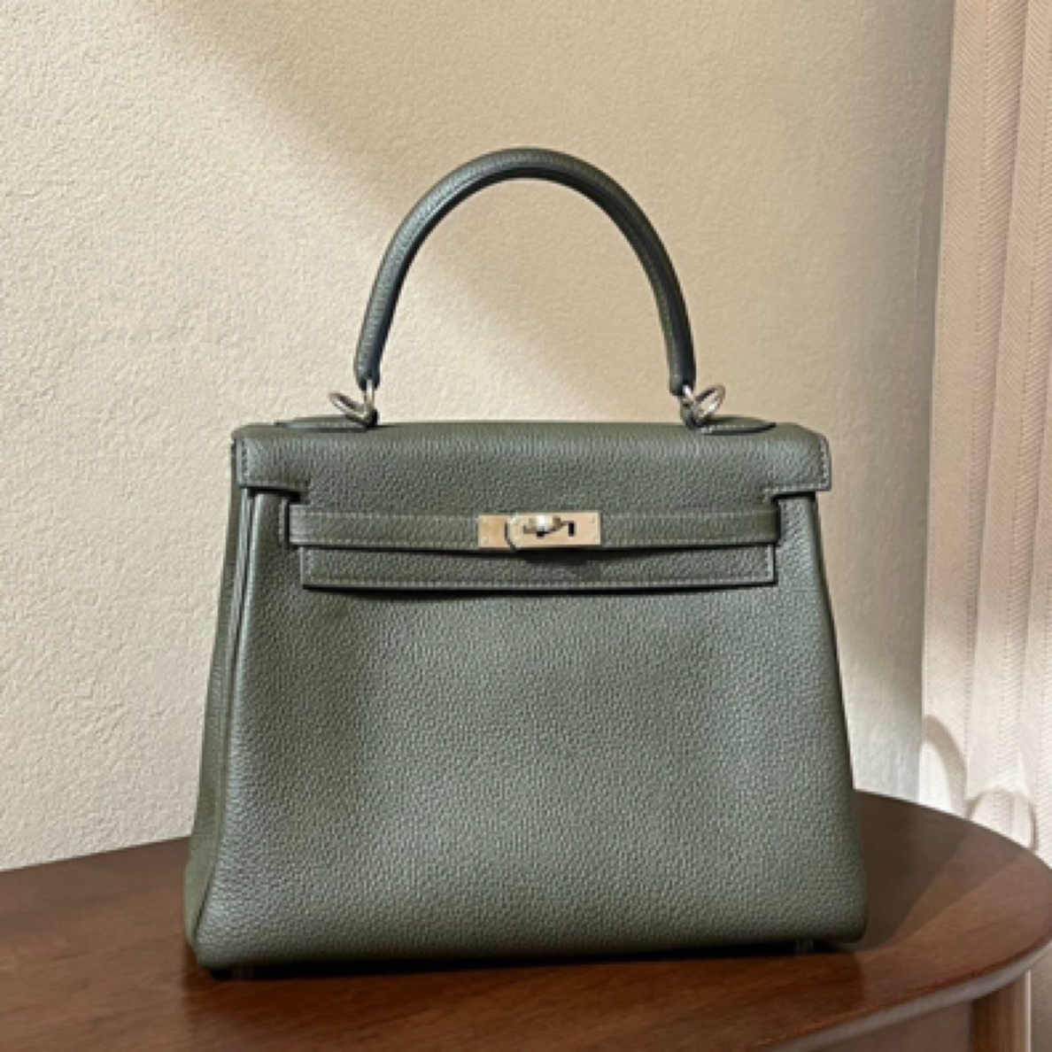 99新 Hermes/爱马仕 C6灰绿色银扣内缝 Kelly25 Z刻手提包