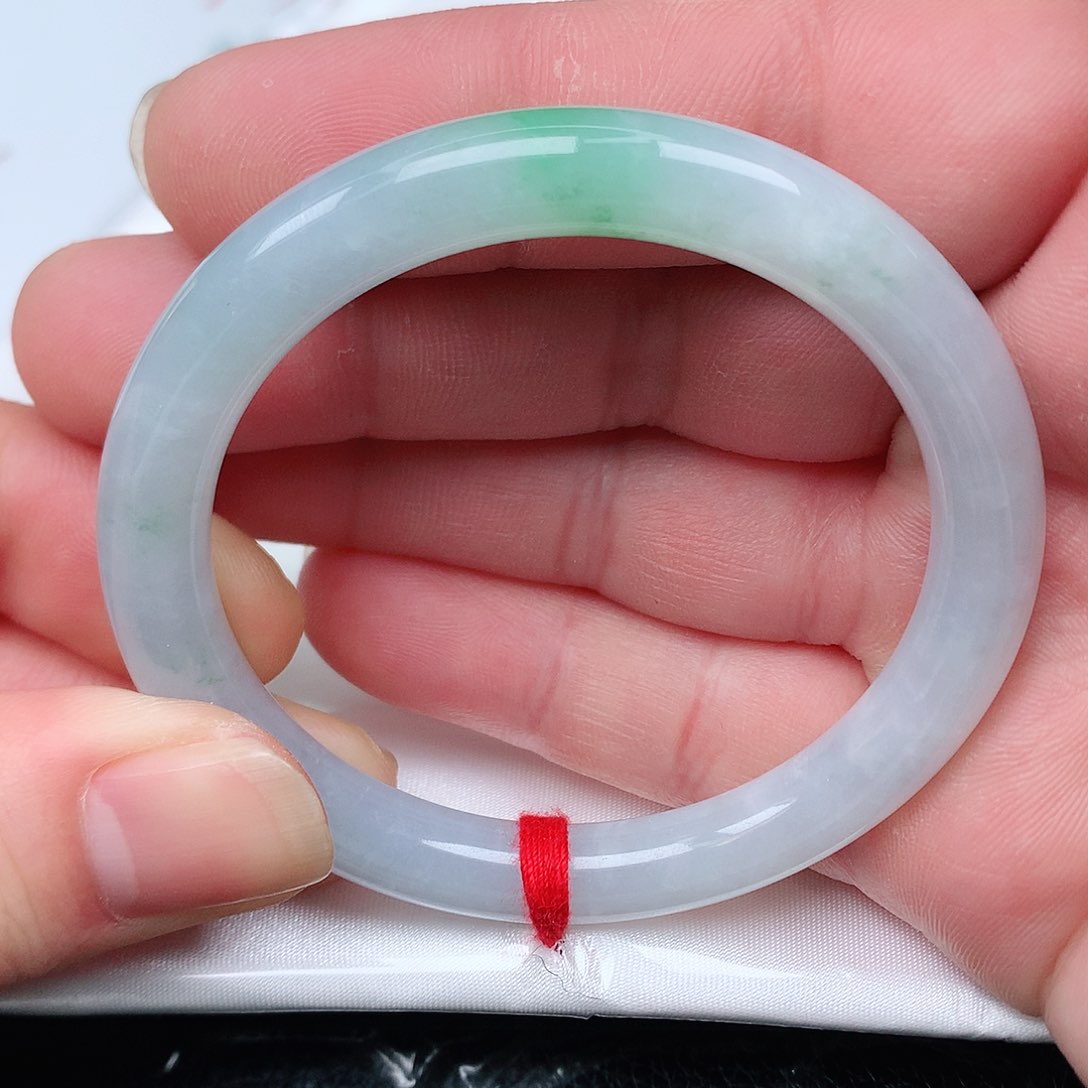 翡翠手镯（圆镯）未镶嵌