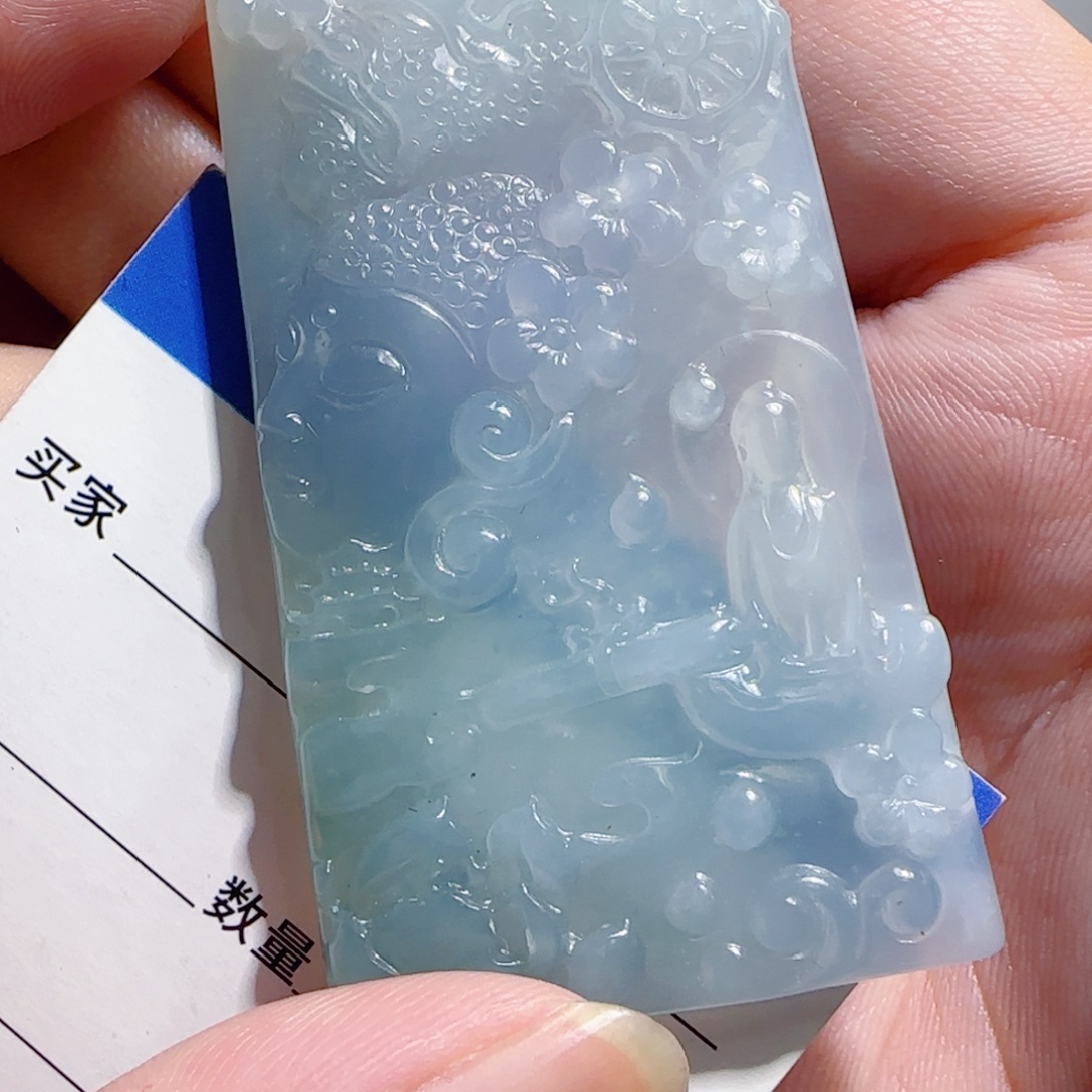 翡翠未镶嵌颈饰一念之间