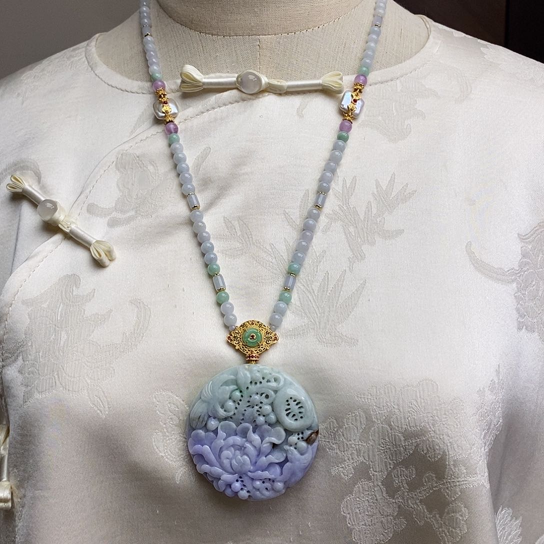 翡翠颈饰未镶嵌天然