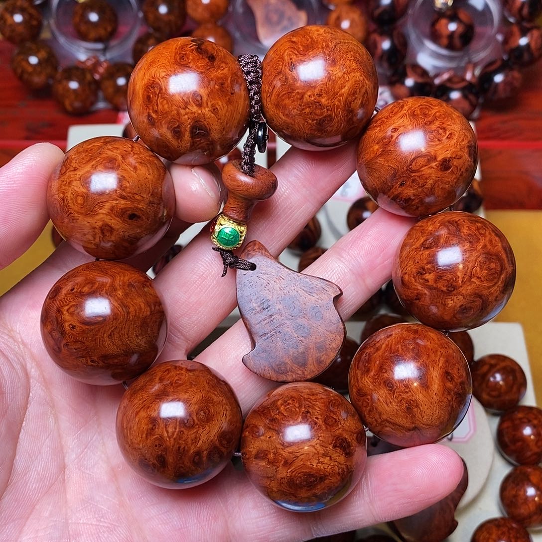 黄花梨/降香黄檀中***石