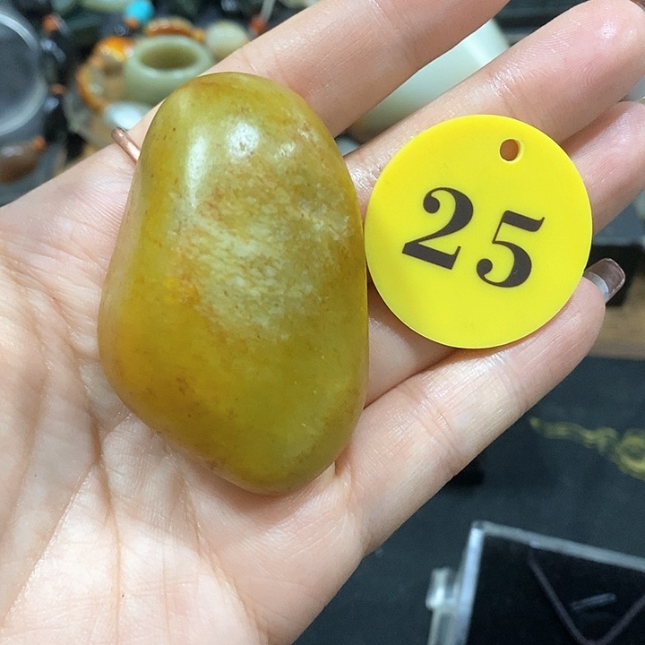 未镶嵌和田玉（糖玉）挂件