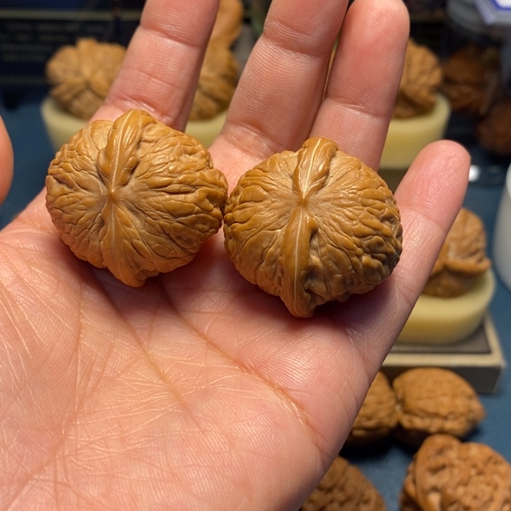 【闪购商品】把件文玩核桃夜明珠