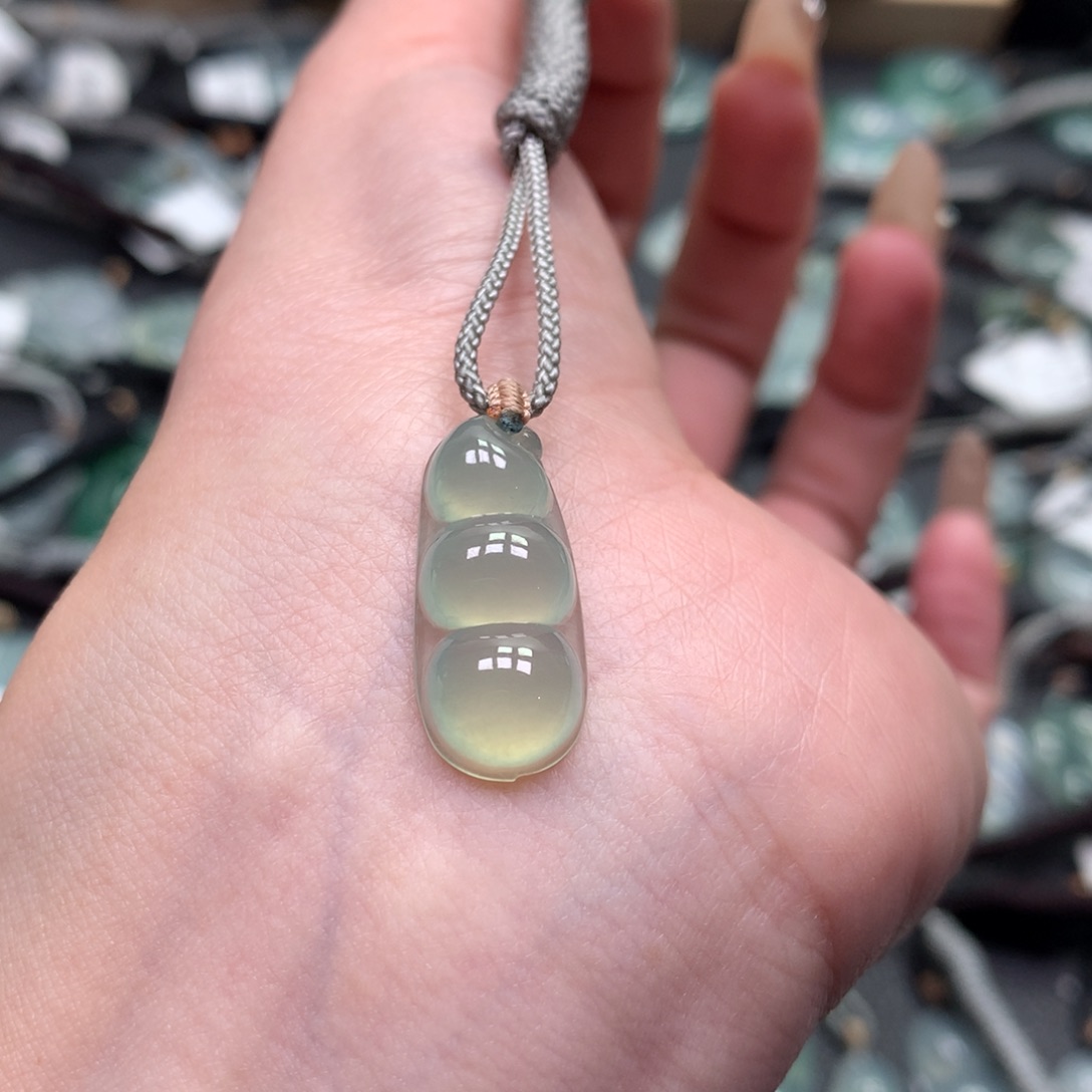 翡翠颈饰未镶嵌0000000000000