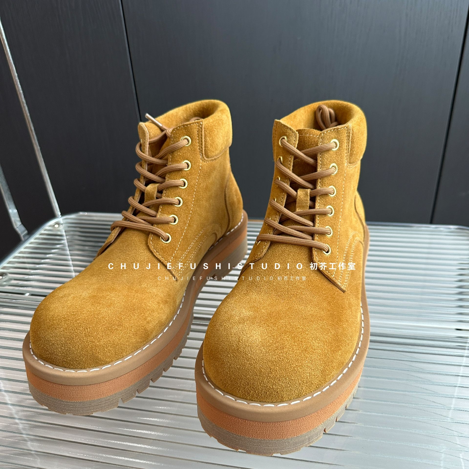 CHUJIE欧美风增高中帮圆头车缝线马丁靴系带磨砂皮男
