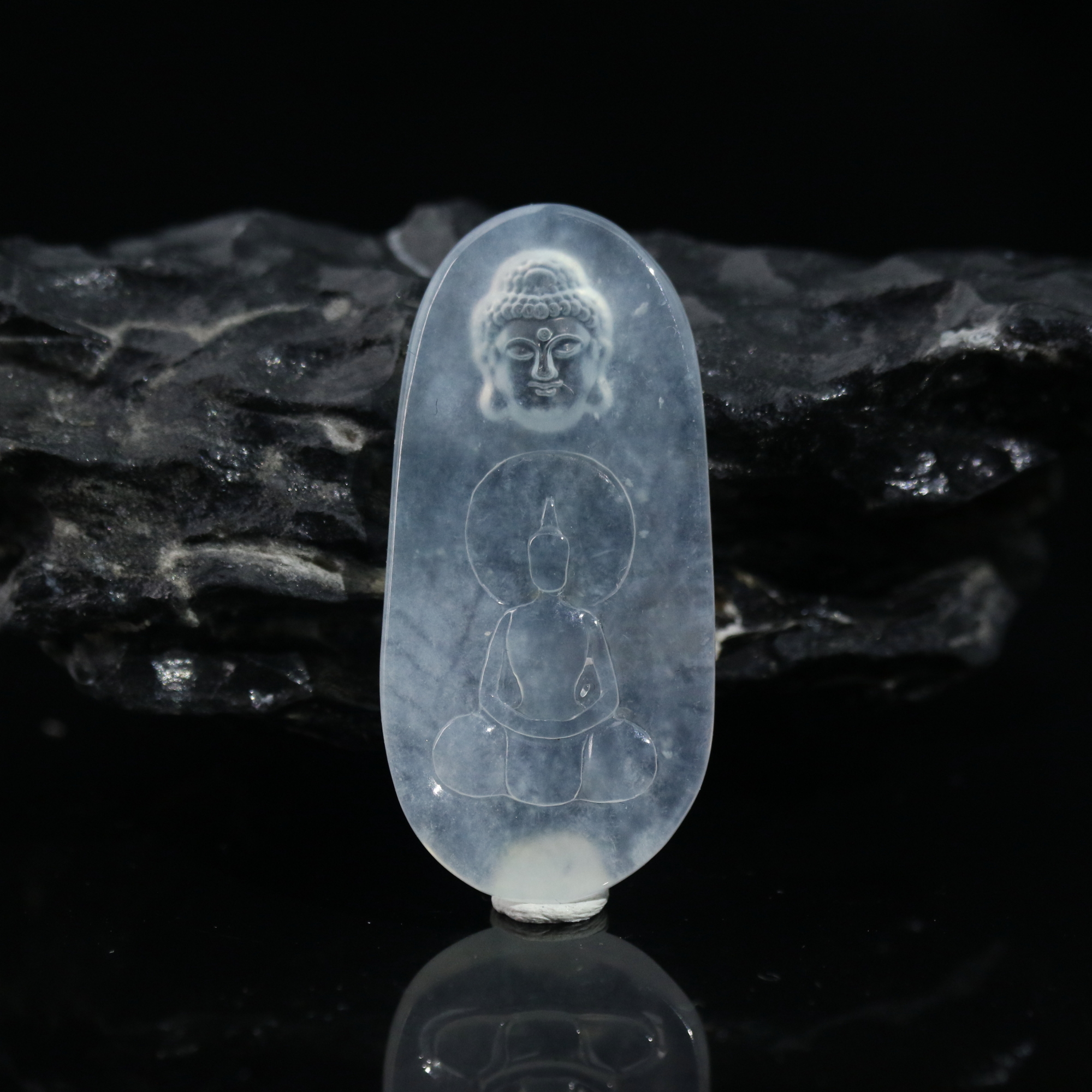 44天然缅甸翡翠A货无像观音/101273/上海嘉禾拍卖