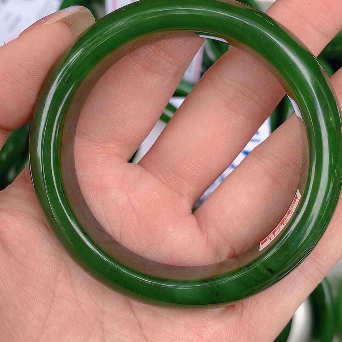 默***.和田玉（碧玉）未镶嵌手链