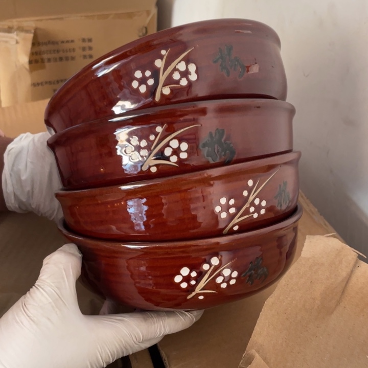 摆件陶瓷盘子碗砂锅都有