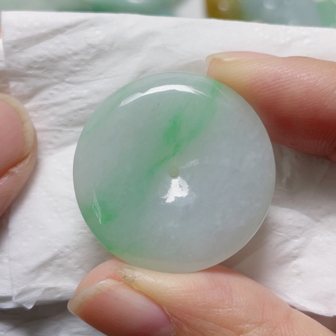 定制翡翠未镶嵌随行