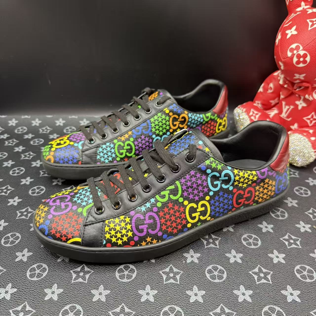 95新 GUCCI/古驰 男士黑彩色跳跳糖板鞋 39欧码 xx026