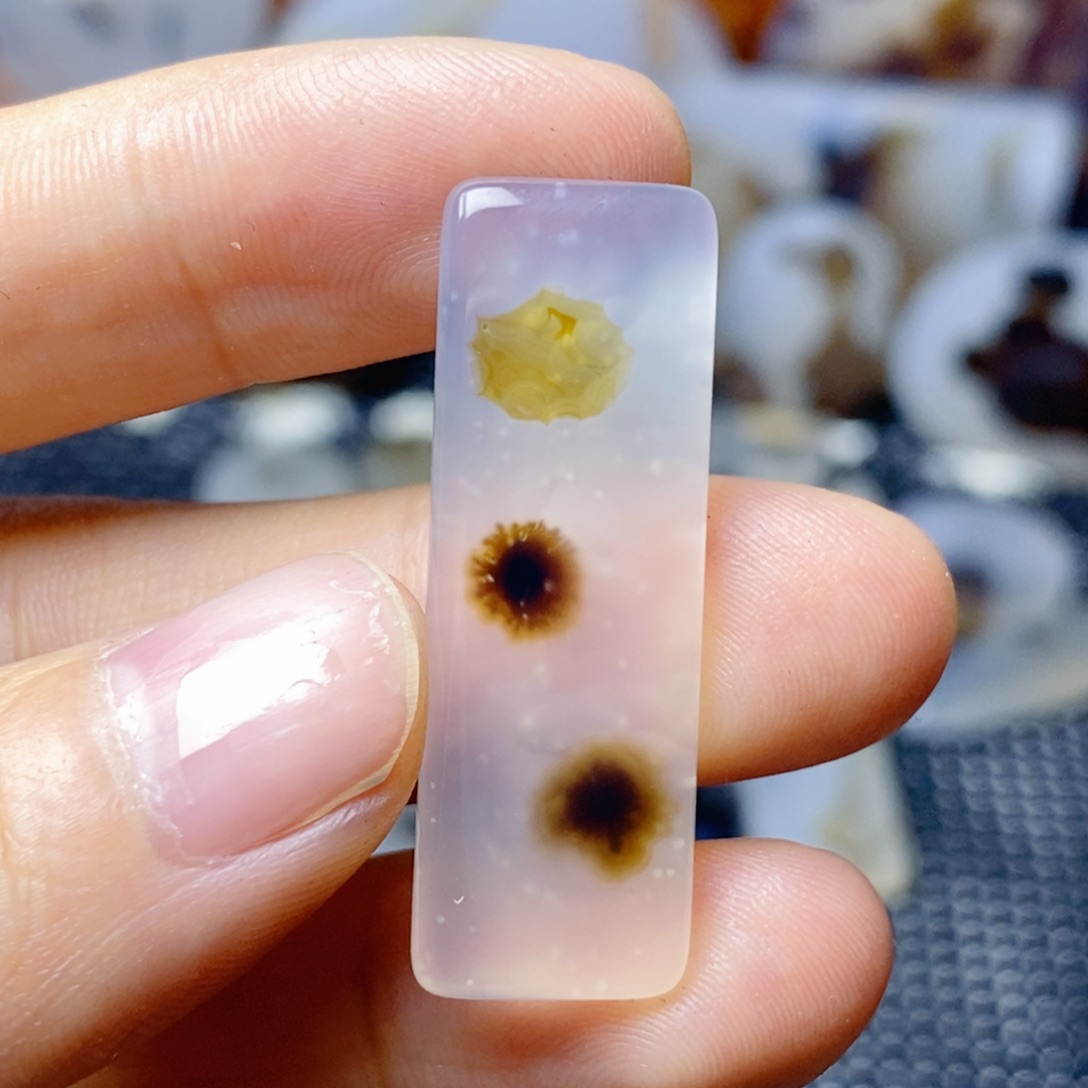 玛瑙/玉髓未镶嵌珠宝半成品