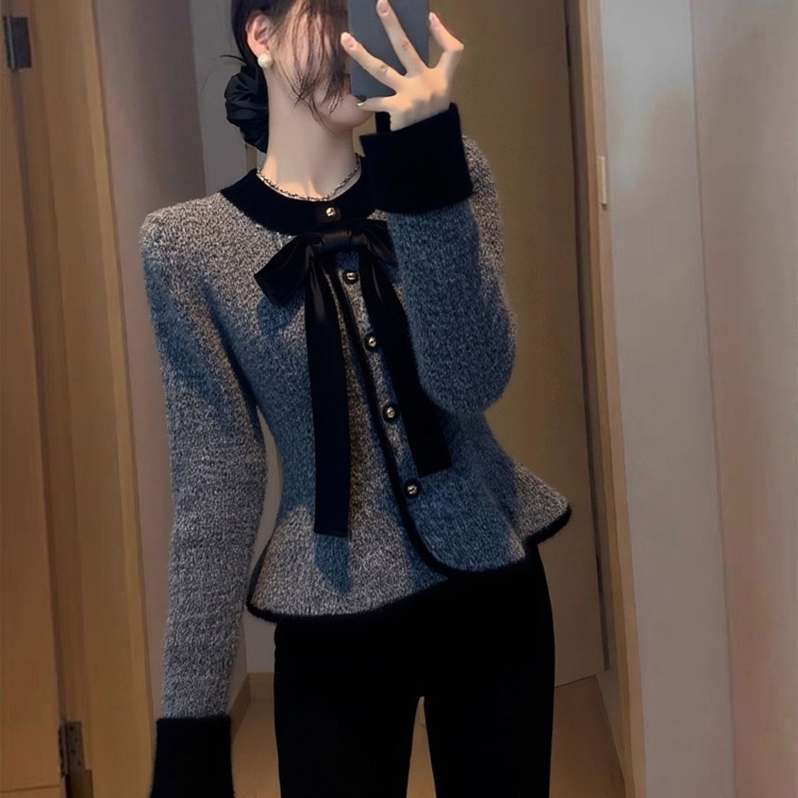 669-灰色小香风短外套冬季新款气质名媛蝴蝶结领拼接收腰圆领上衣