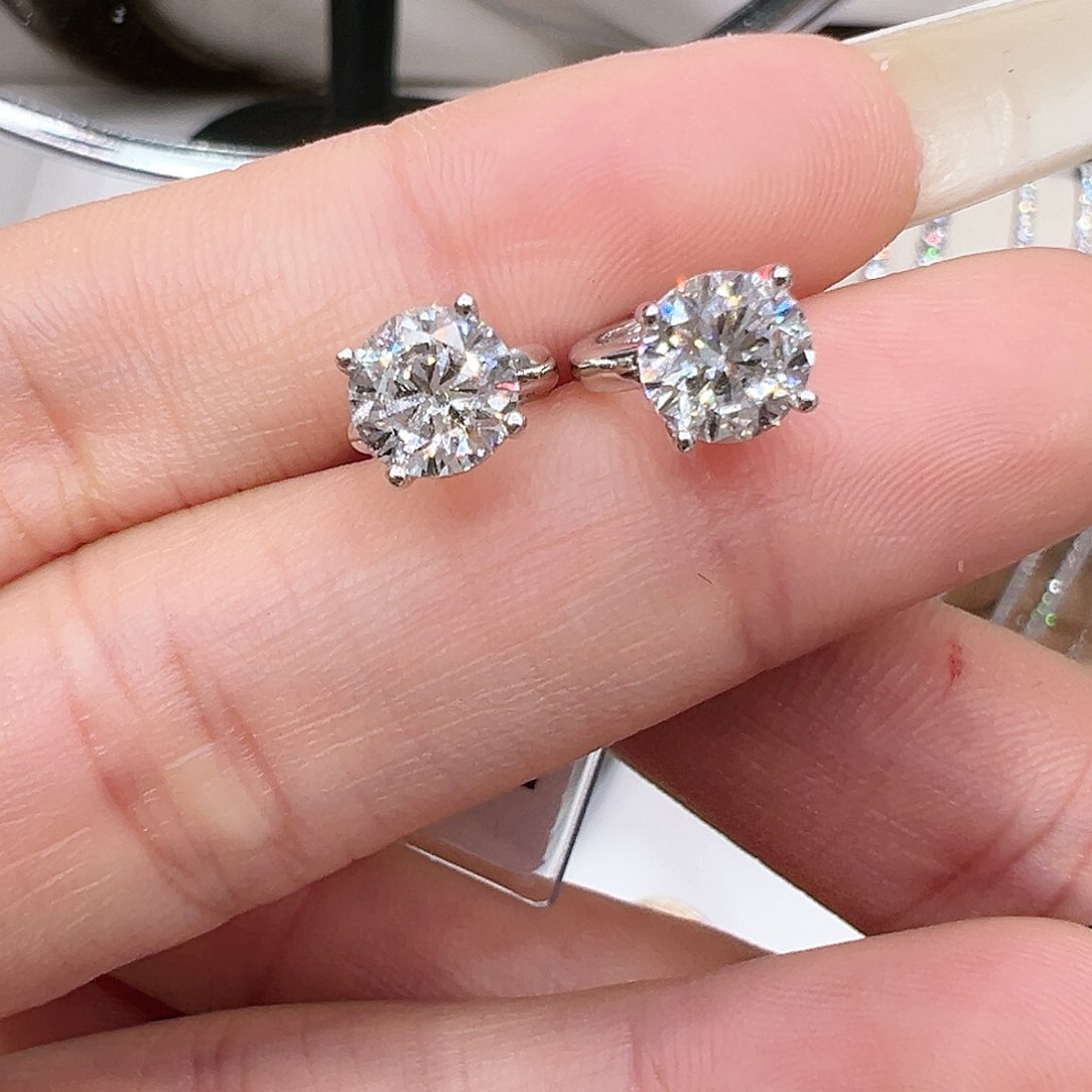 合成钻石18K金镶嵌EE013551钻石耳扣2克拉