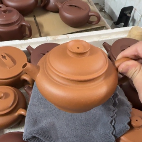 紫砂茶壶黄降坡泥200c c