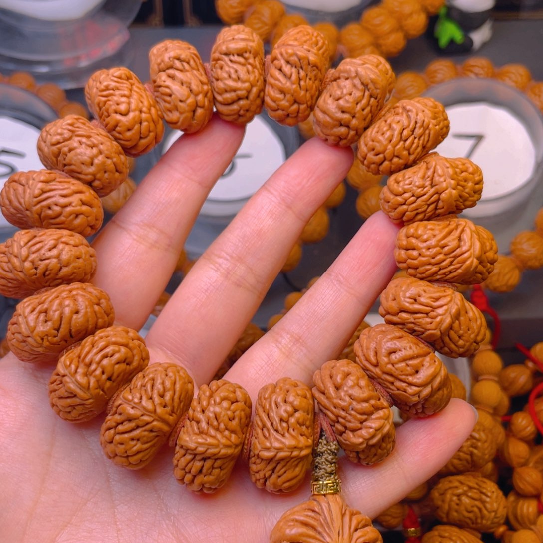 *****吊坠桃核耶耶耶耶