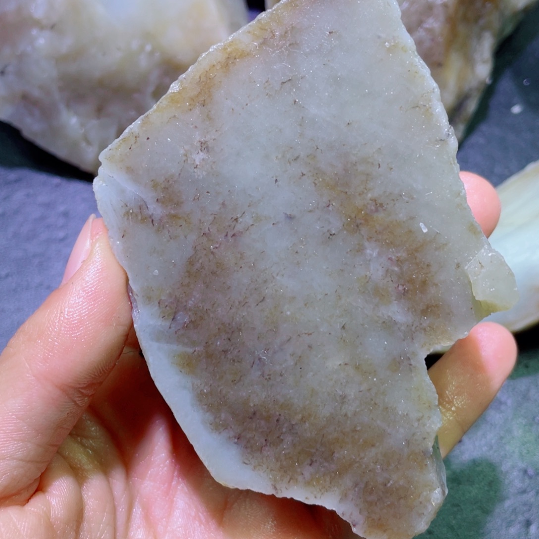 和田玉未镶嵌珠宝半成品