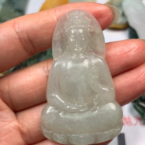 定制翡翠未镶嵌翡翠