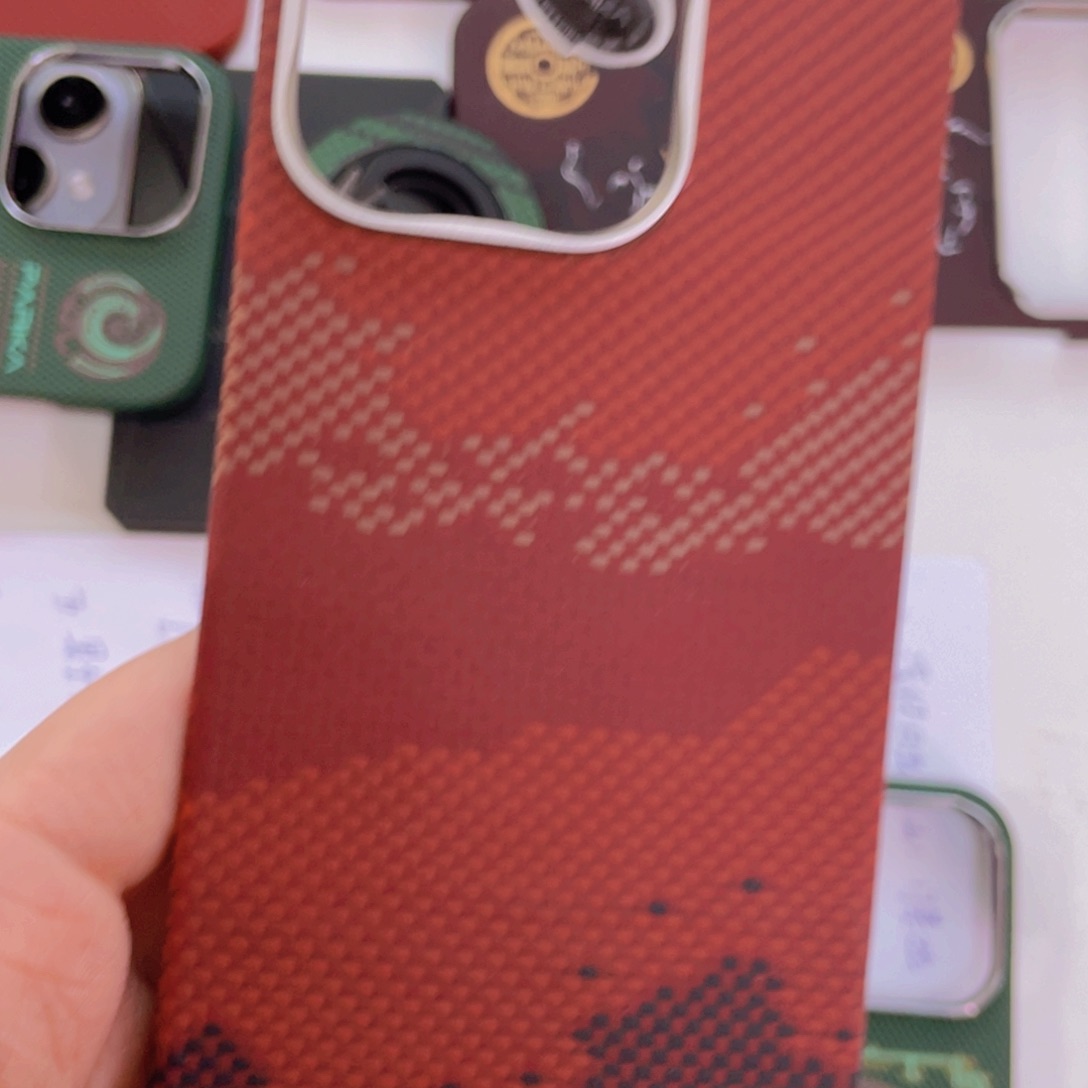 16pro品牌日照金山带标磁吸正品全新无暇