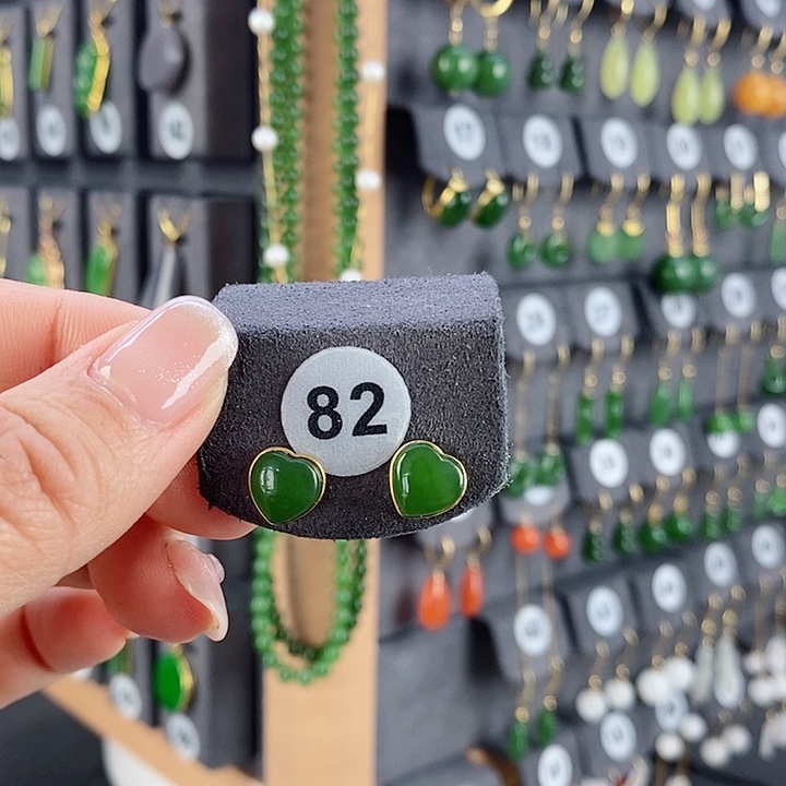 和田玉耳饰18K金镶嵌