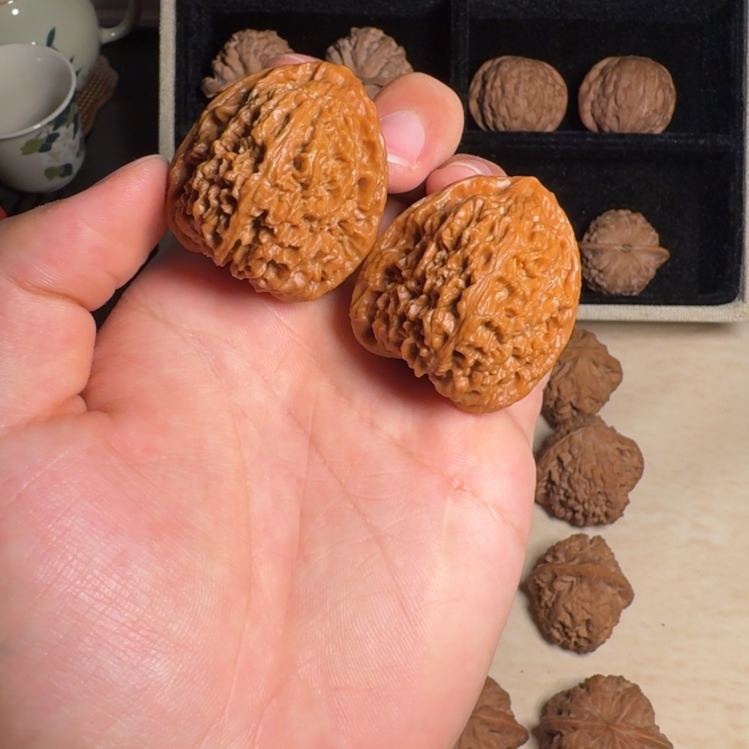 天***晚吊坠文玩核桃南疆高炮