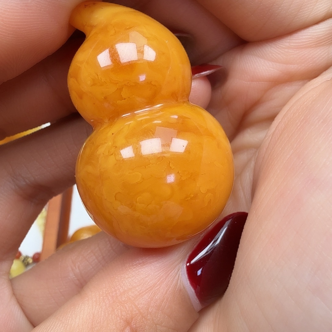 琥珀未镶嵌裸石你好