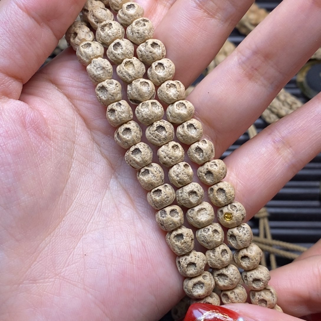柏香籽/百香籽吊坠金**祥
