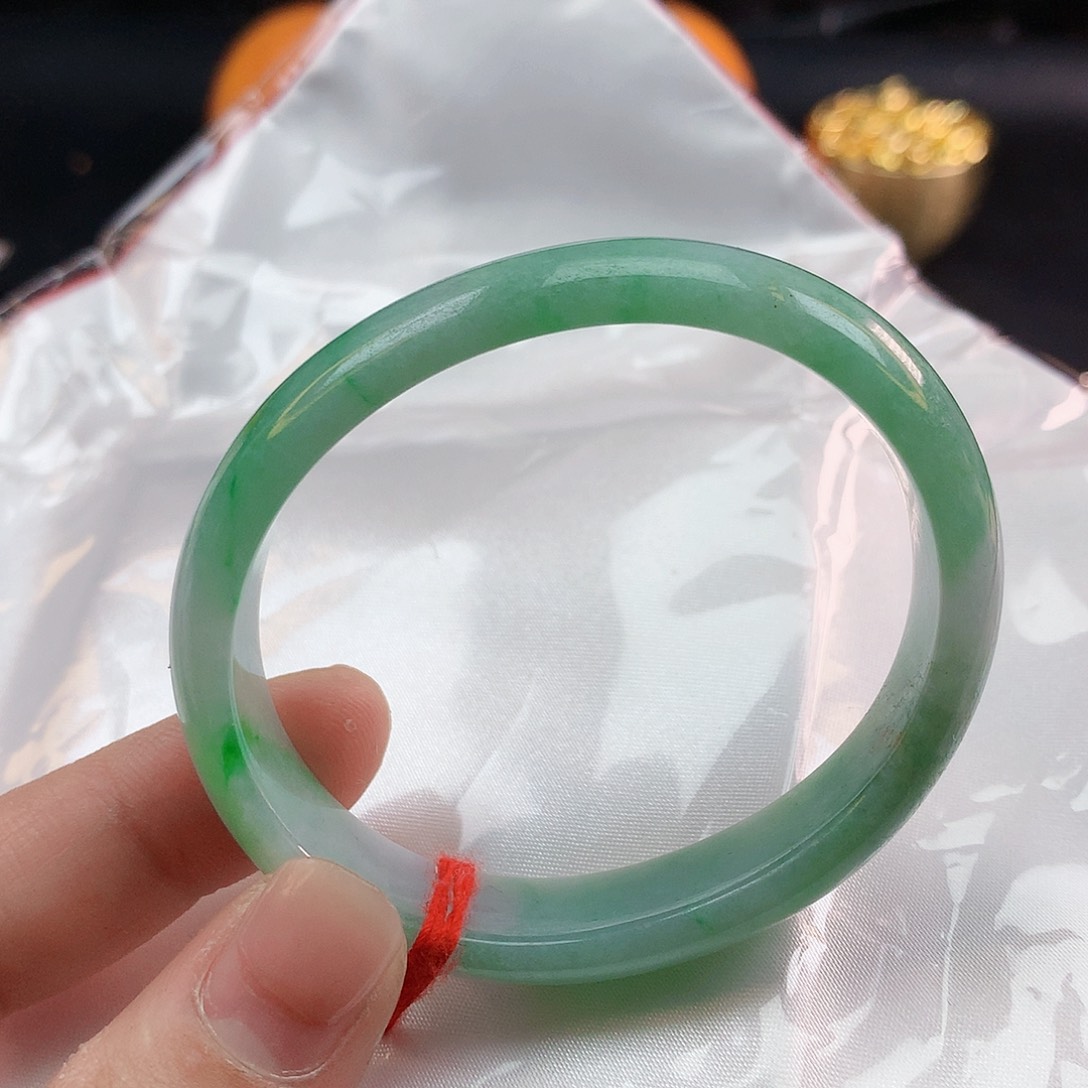 翡翠手镯未镶嵌53圈贵妃2364