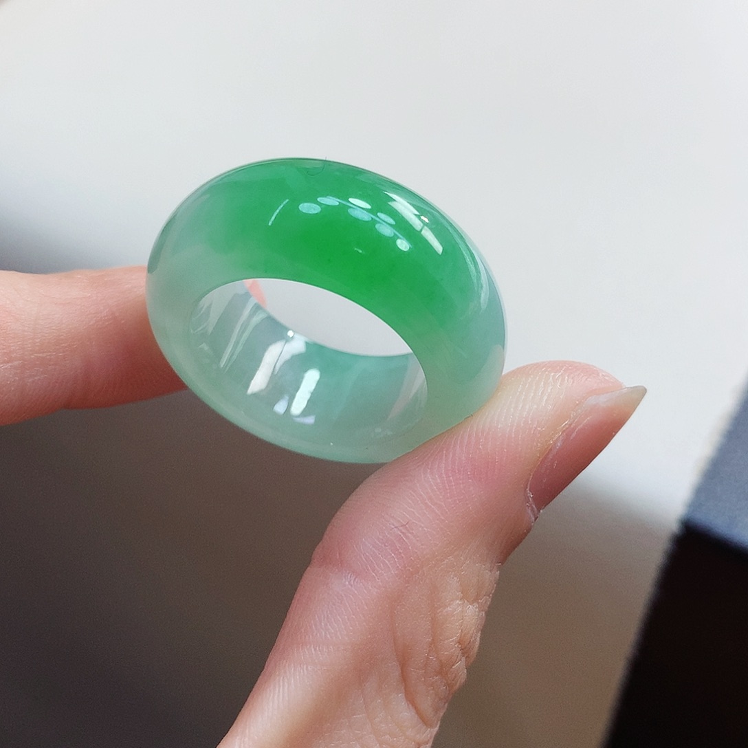 翡翠未镶嵌戒指21-22号