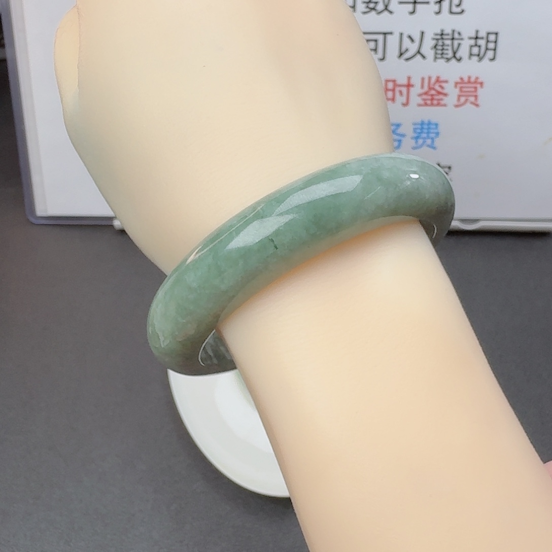 翡翠手镯未镶嵌翡翠A手镯61