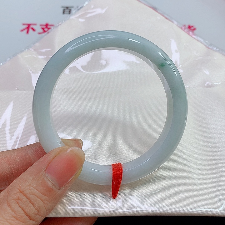 未镶嵌手镯翡翠T****0