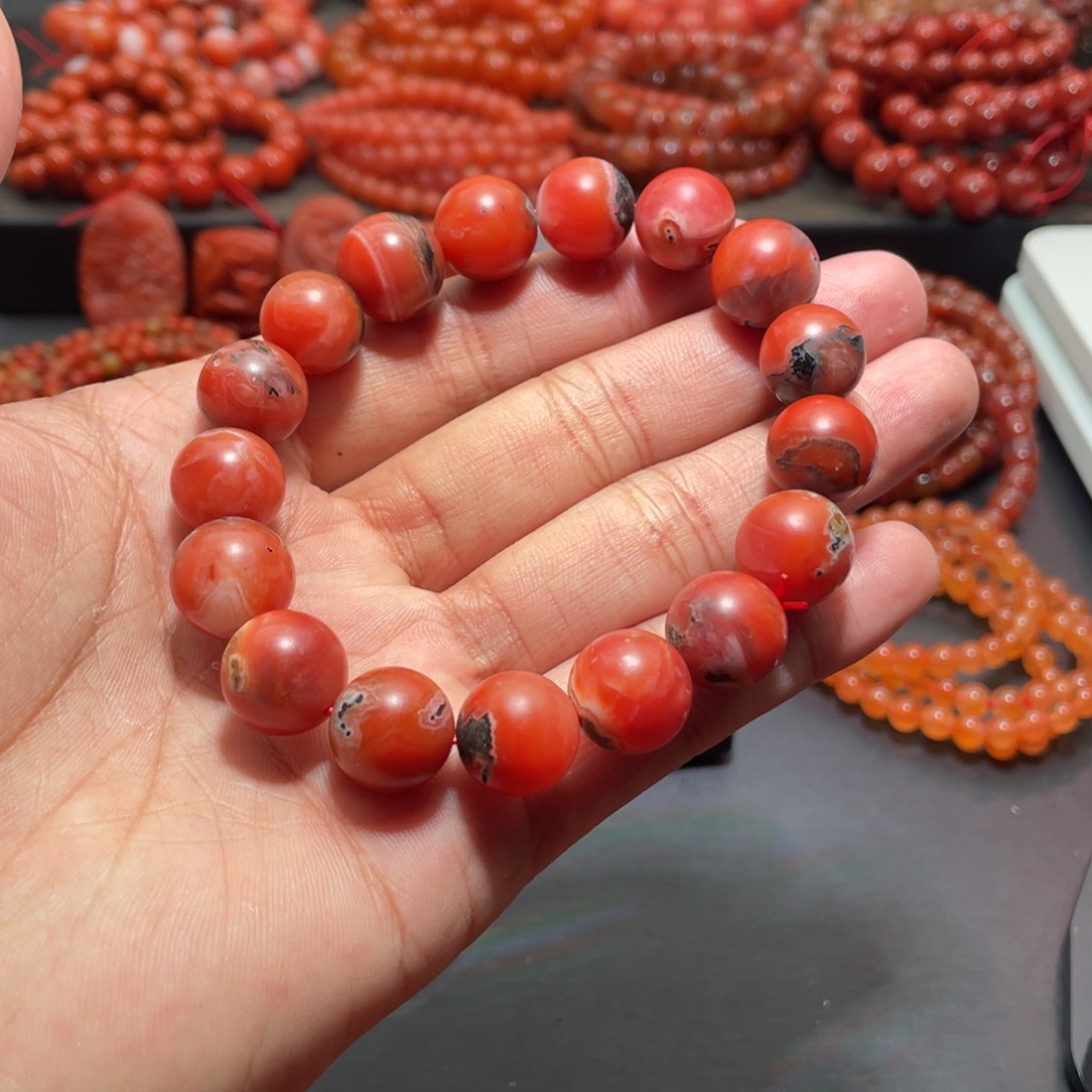 南红玛瑙手链未镶嵌