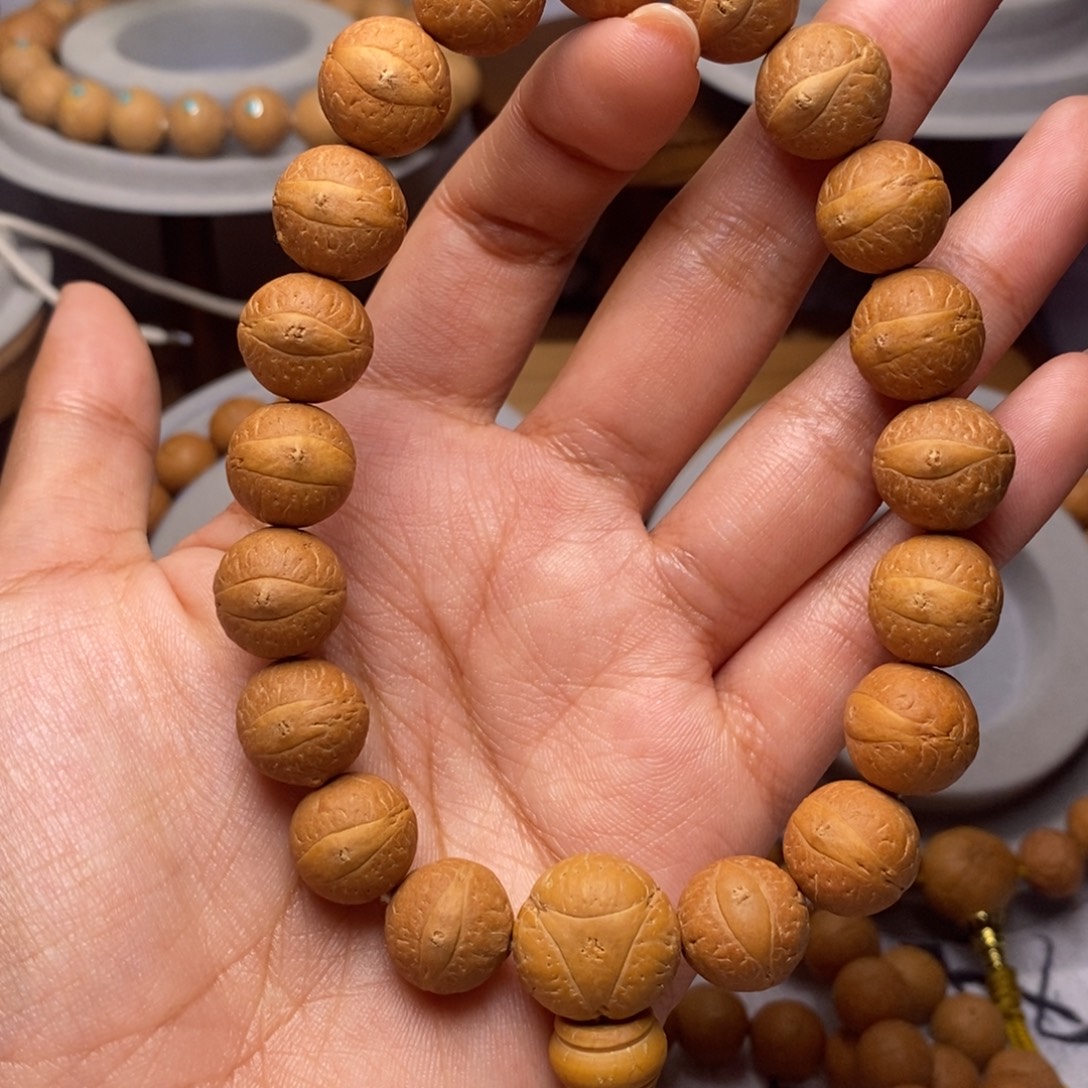 凤眼菩提吊坠手串