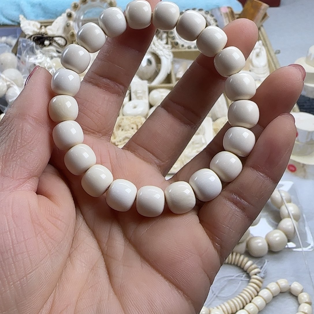 其他猛犸象牙暴**士天然保真猛犸牙老型珠22颗