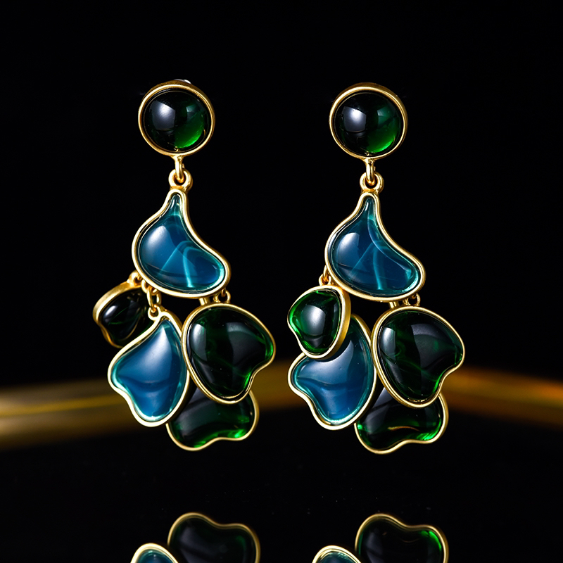 铜合金琉璃耳饰 636，翠羽青鸾舞碧空，仙姿曼妙醉苍穹”中古vintage