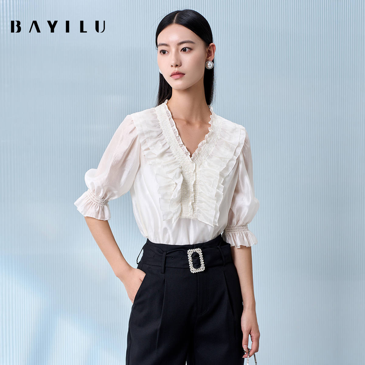 【小春子】芭依璐夏季衬衫女法式v领显瘦上衣90C1028
