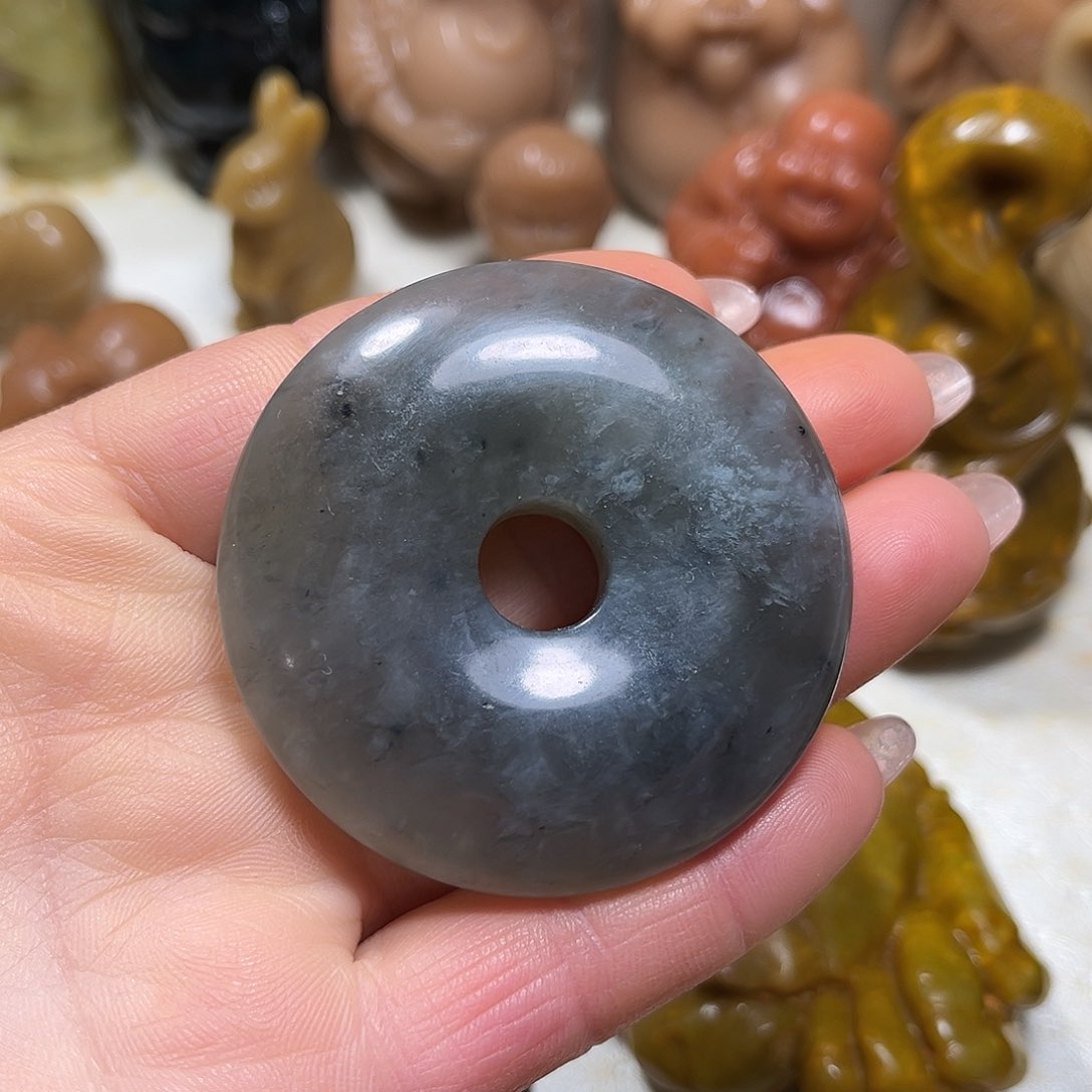 白玉菩提吊坠白玉菩提吊坠