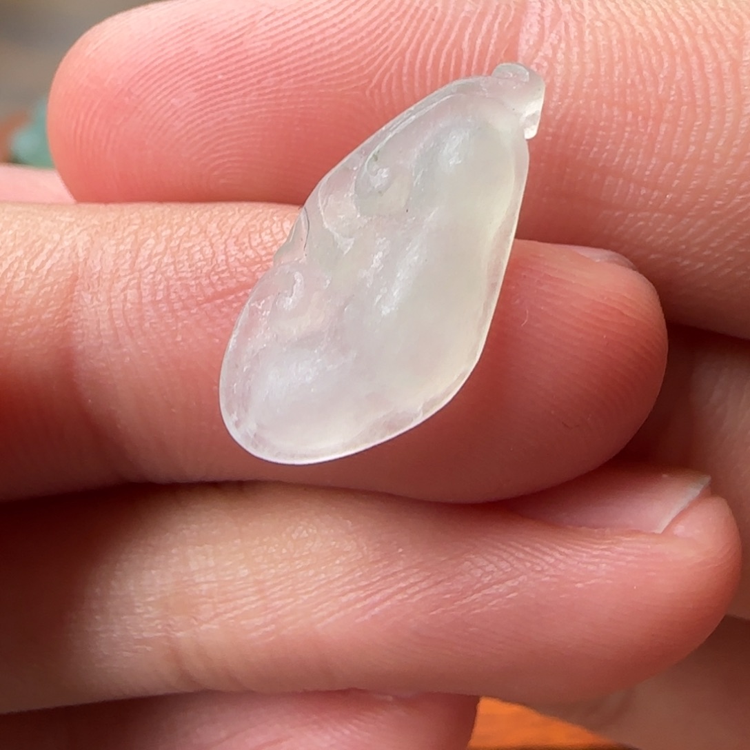 定制翡翠未镶嵌如意