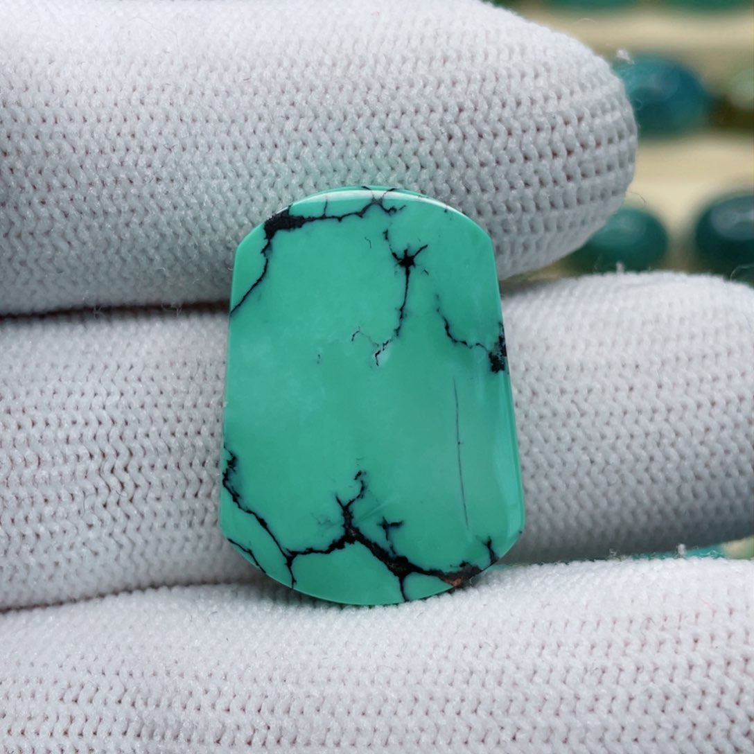 未镶嵌绿松石珠宝奇石