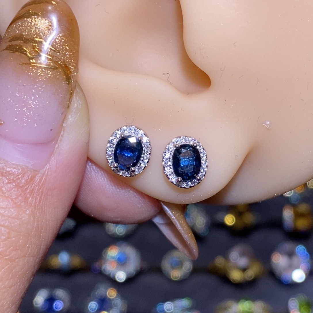 蓝宝石耳饰银S925镶嵌山东蓝宝石