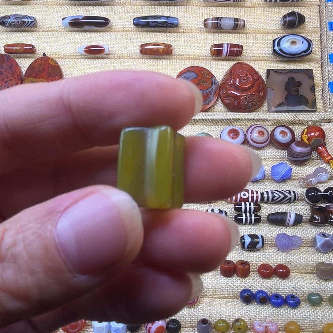 平***海玛瑙/玉髓未镶嵌吊坠(不含链)