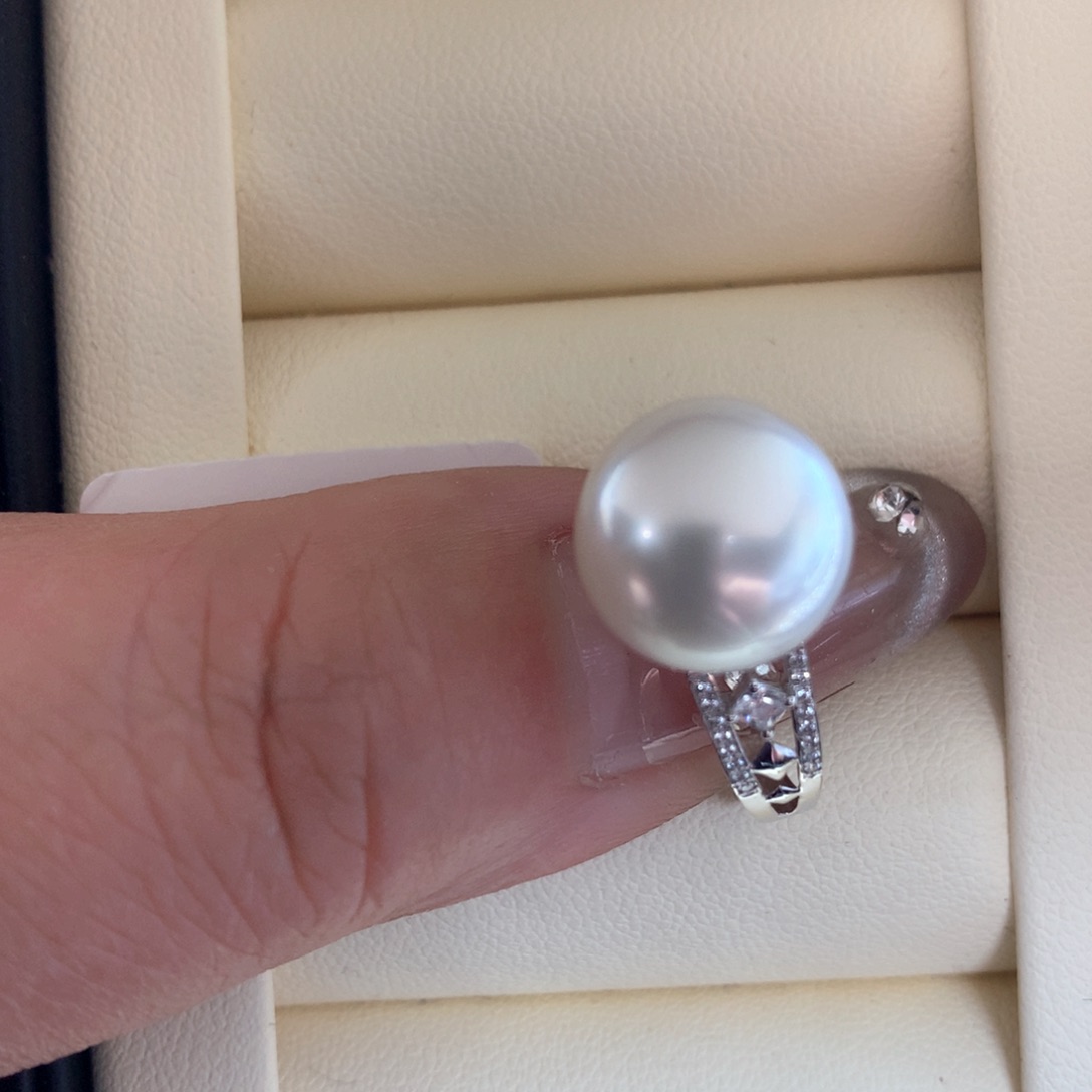 海水珍珠戒指18K金镶嵌