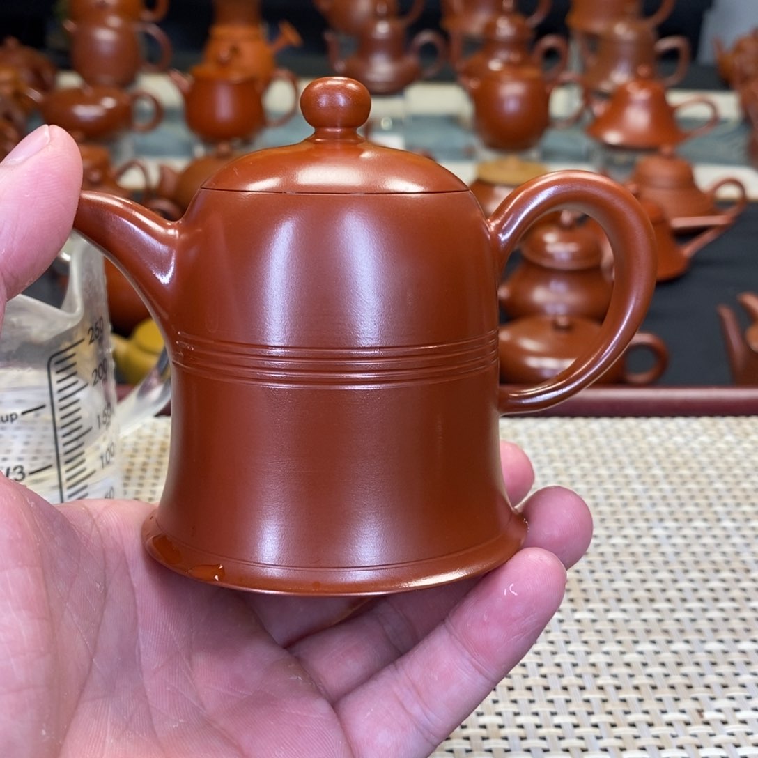 紫砂茶壶战****喜潮州手拉壶