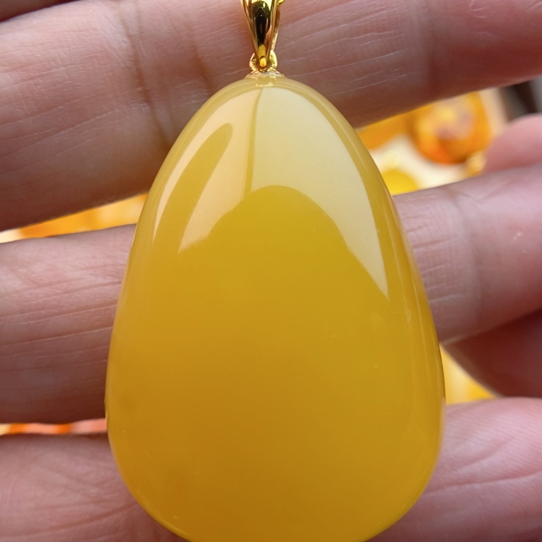 琥珀颈饰银S925镀金镶嵌