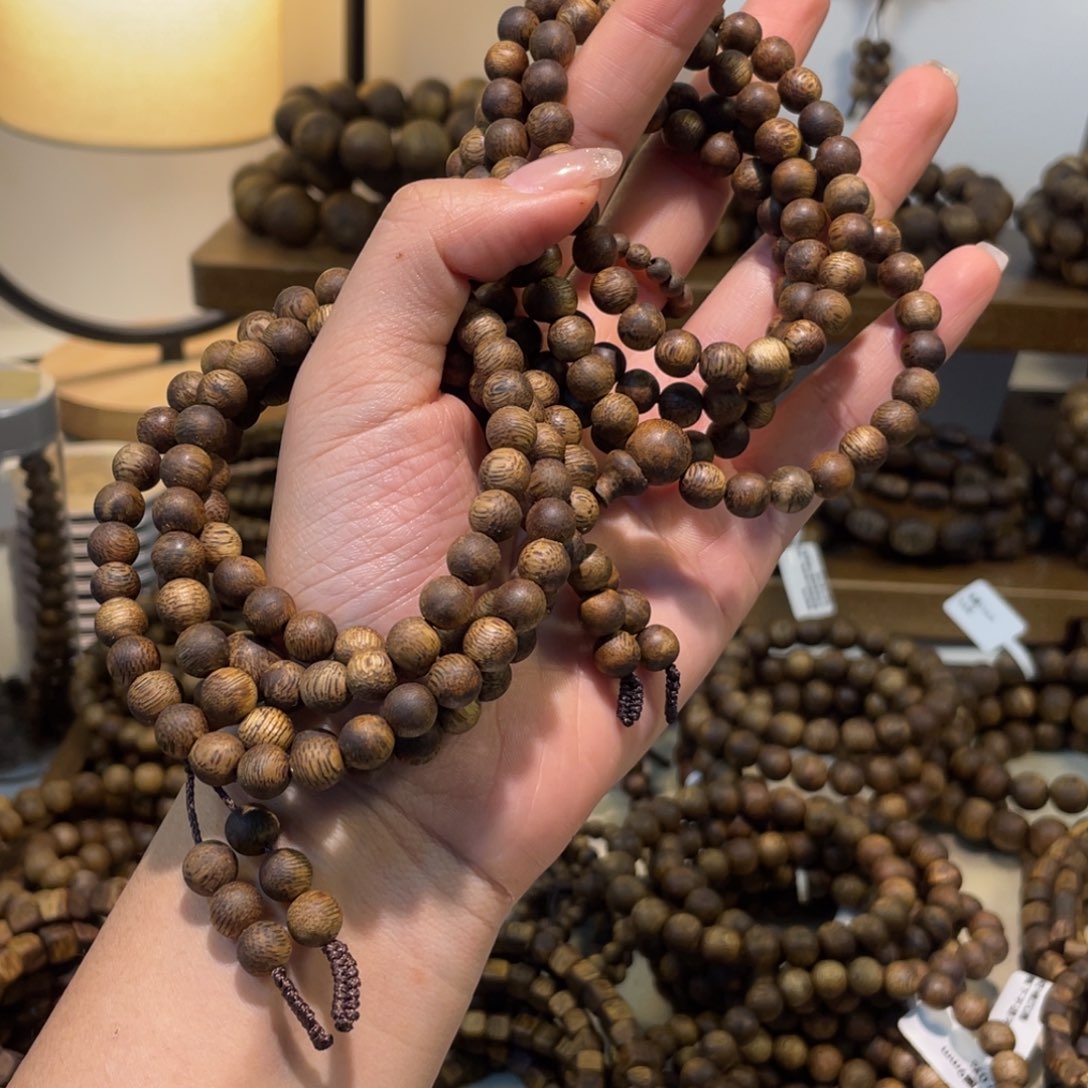 ****主沉香卡7多圈15克+两条