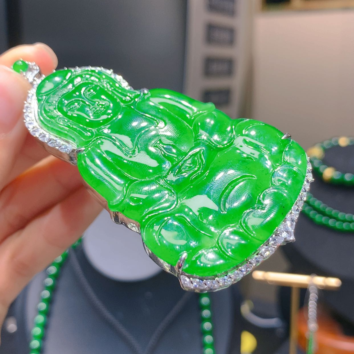 【闪购商品】翡翠颈饰未镶嵌4柒姐