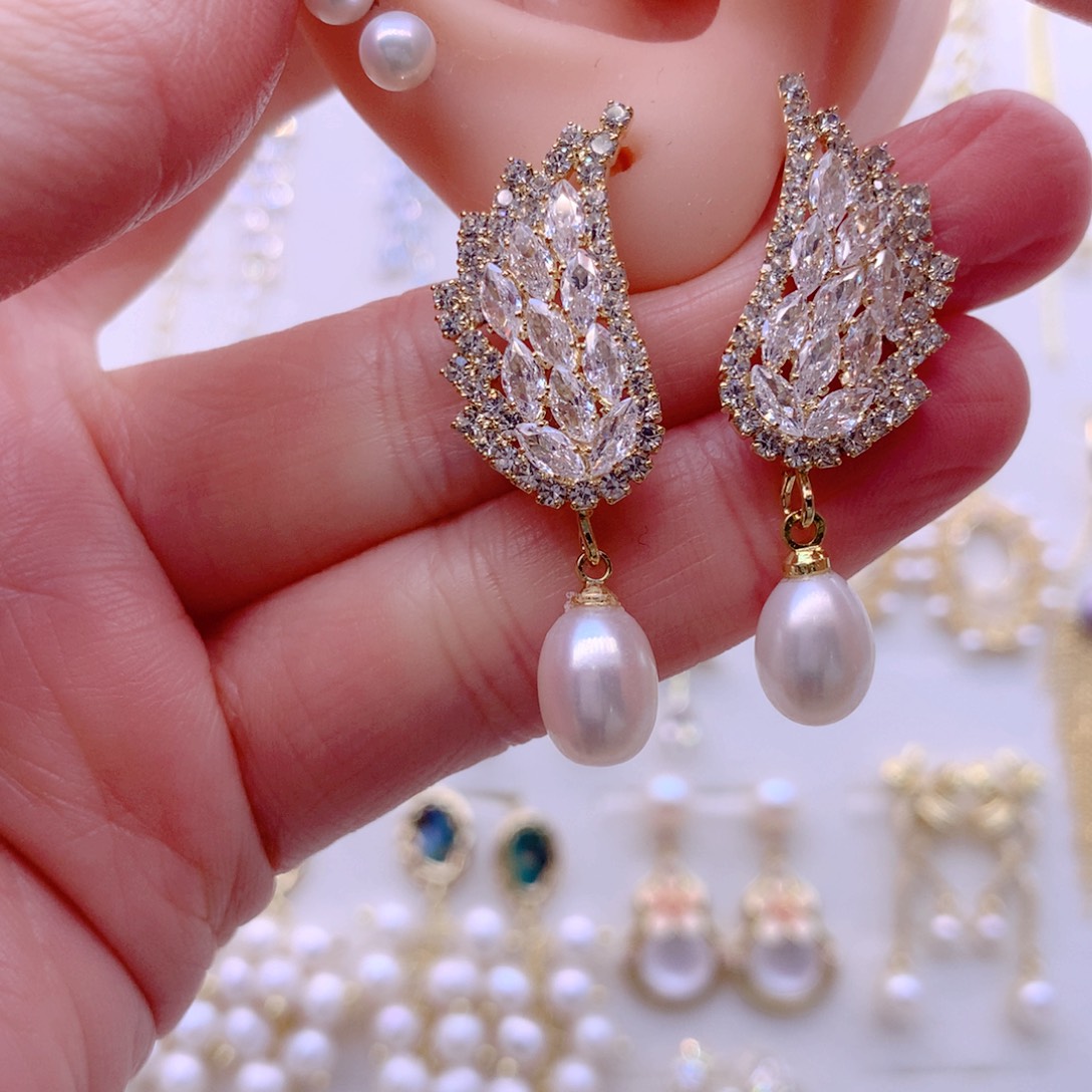 淡水珍珠耳饰合金