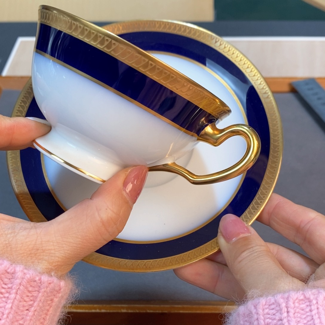 瓷器过哈哈哈哈哈哈哈