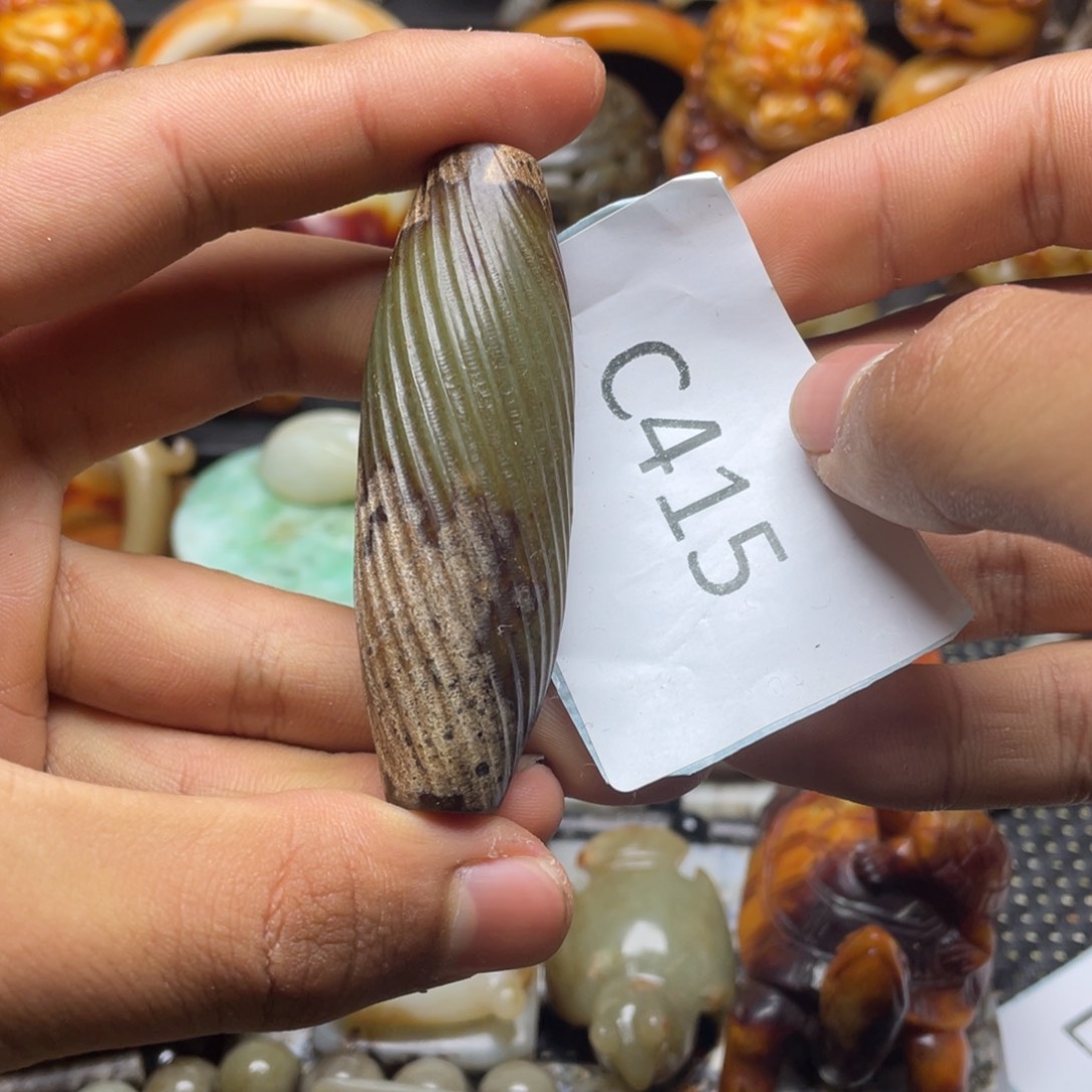 和田玉（糖玉）挂件未镶嵌