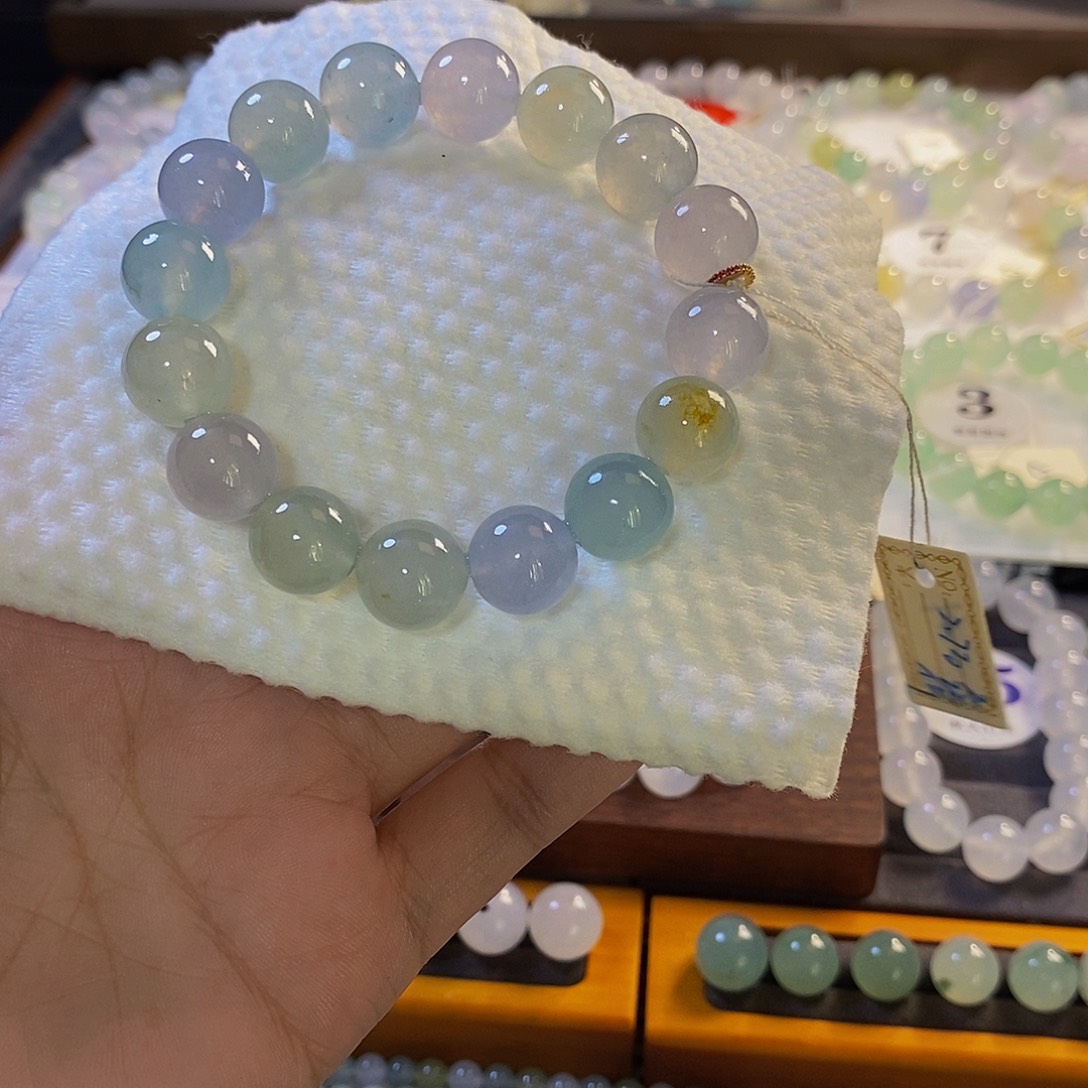 定制翡翠未镶嵌翡翠.